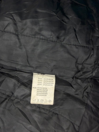 Giubbotto Belstaff Vintage Nero con logo Giallo ed imbottitura
